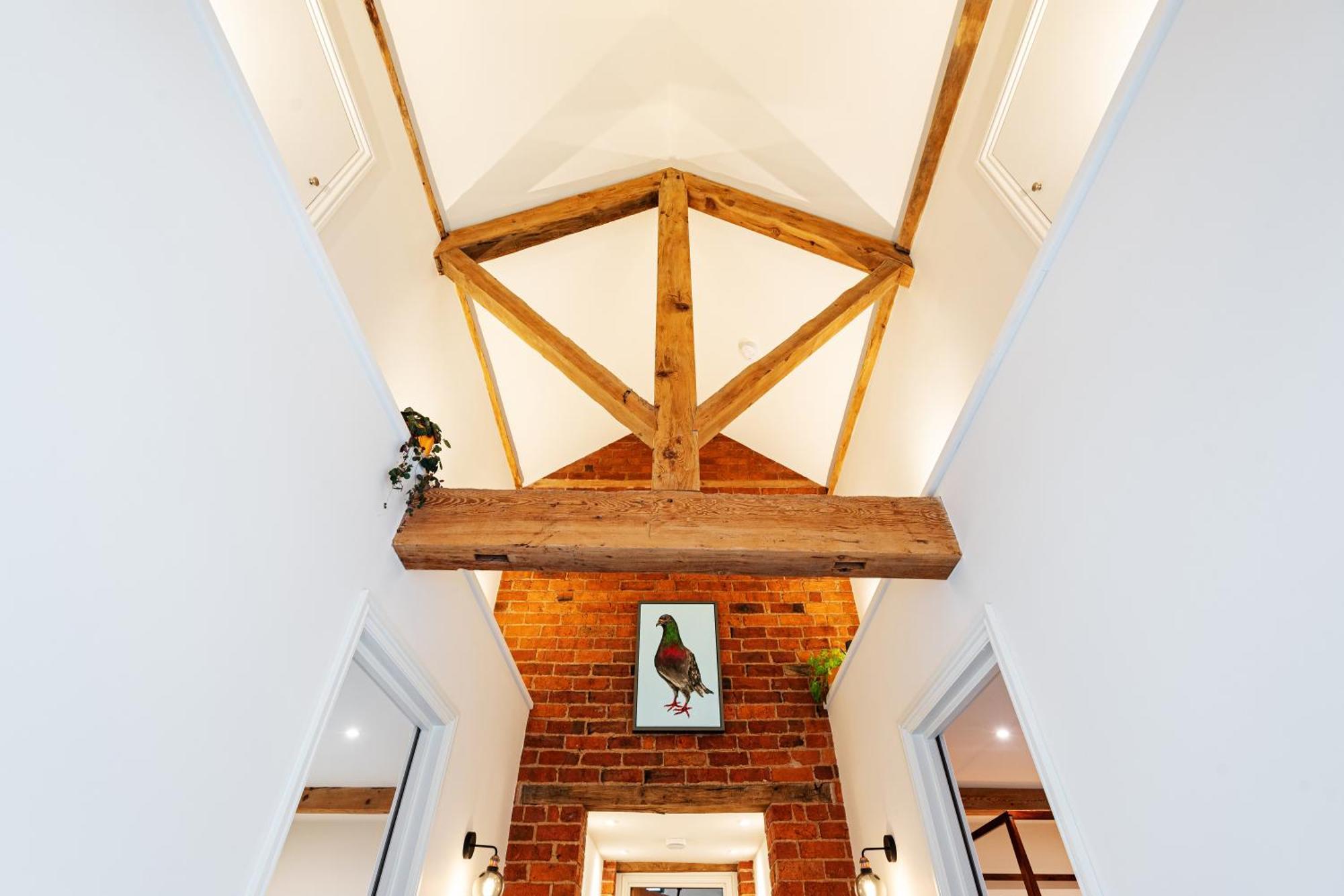 Villa Pigeon House - Unique Barn With Private Garden, Hot Tub And Wood Burner Shrewsbury Esterno foto
